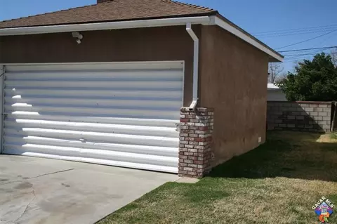 45503 Elm Ave, Lancaster, CA 93534 photo 3