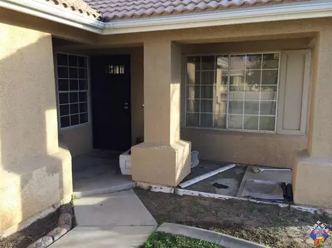 2106 Bend Ave, Lancaster, CA 93535 photo 3