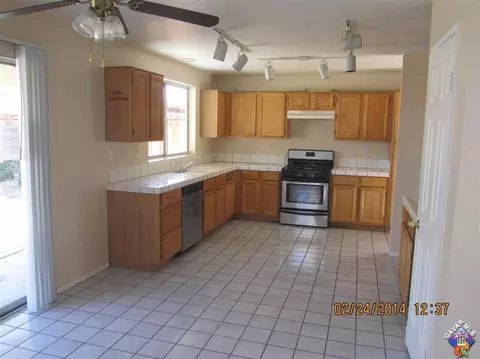 43224 32nd St, Lancaster, CA 93535 photo 10