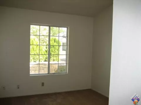 37341 Starcrest St, Palmdale, CA 93550 photo 7