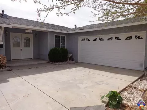 1524 Avenue R4 E, Palmdale, CA 93550 photo 1