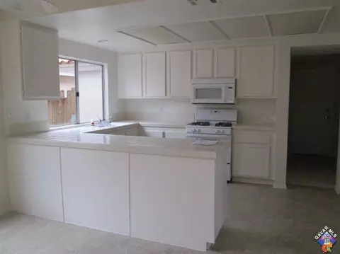 3168 Thomas Ave, Palmdale, CA 93550 photo 8