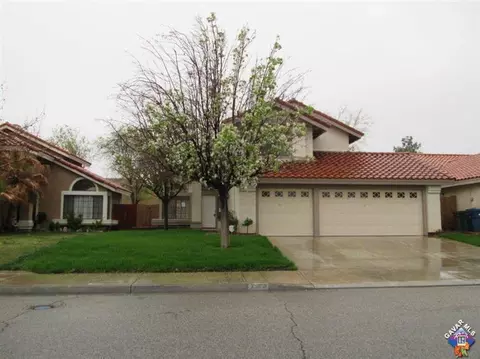 3168 Thomas Ave, Palmdale, CA 93550 photo 1
