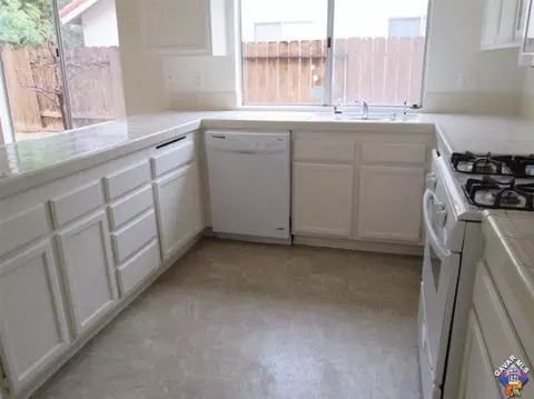 3168 Thomas Ave, Palmdale, CA 93550 photo 10