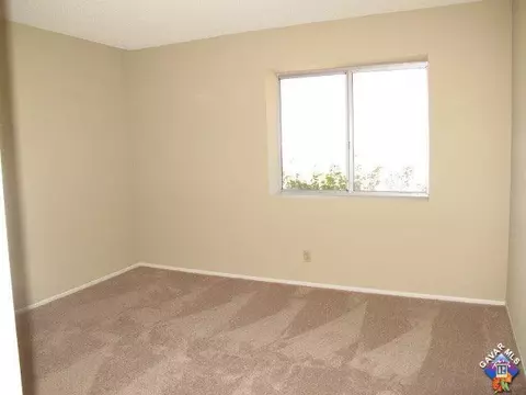 5709 Smoke Tree Rd, Phelan, CA 92371 photo 18