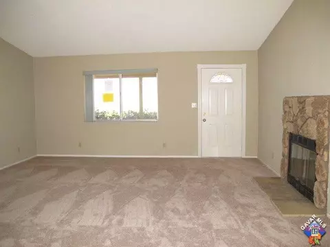 5709 Smoke Tree Rd, Phelan, CA 92371 photo 6