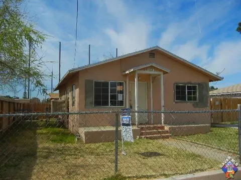 43507 6th St E, Lancaster, CA 93535 photo 1