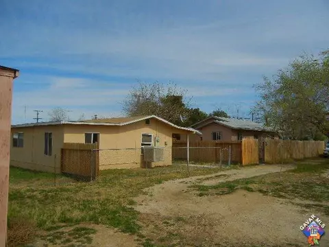 43507 6th St E, Lancaster, CA 93535 photo 3