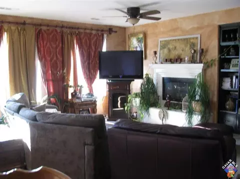 42513 Yew St, Lancaster, CA 93536 photo 18