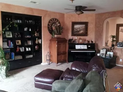 42513 Yew St, Lancaster, CA 93536 photo 5