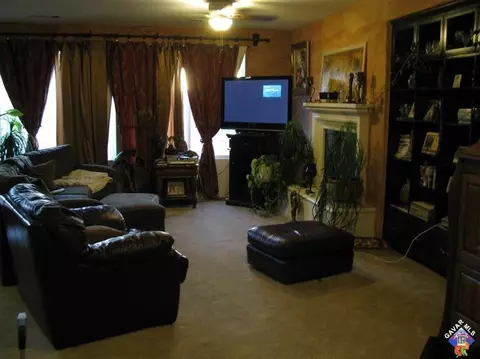 42513 Yew St, Lancaster, CA 93536 photo 16