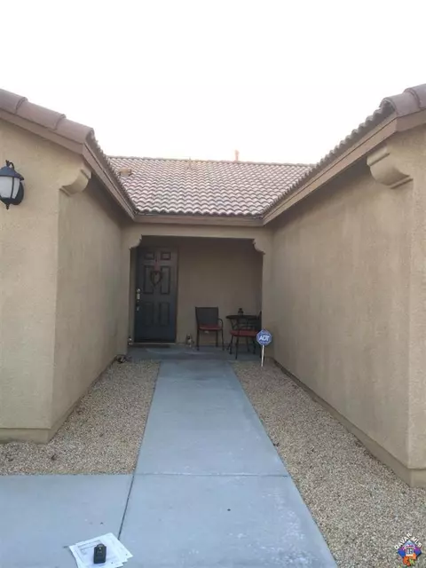 43101 57th St, Lancaster, CA 93536 photo 2