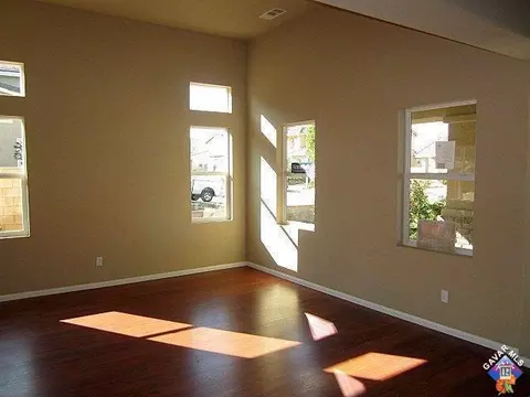 7022 Lyric Ave, Lancaster, CA 93536 photo 4