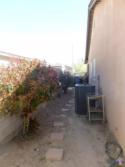 45343 Robinson Dr, Lancaster, CA 93535 photo 31