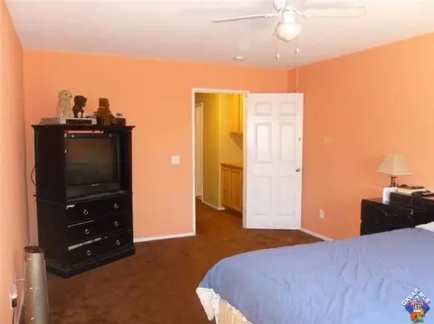 45343 Robinson Dr, Lancaster, CA 93535 photo 23
