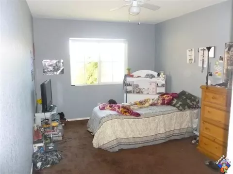 45343 Robinson Dr, Lancaster, CA 93535 photo 13
