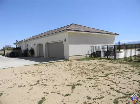 42415 W 26th St, Lancaster, CA 93536 photo 26