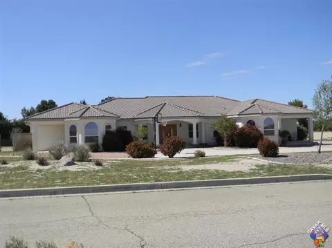 42415 W 26th St, Lancaster, CA 93536 photo 1