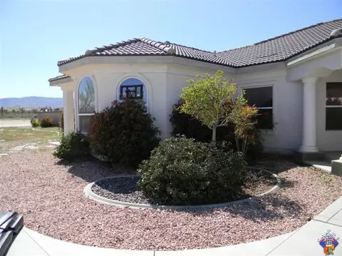 42415 W 26th St, Lancaster, CA 93536 photo 4