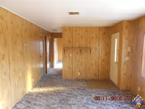 26220 Yosemite St, Mojave, CA 93501 photo 4