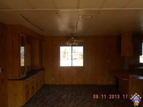 26220 Yosemite St, Mojave, CA 93501 photo 3