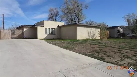 38878 Juniper Tree Rd, Palmdale, CA 93551 photo 1