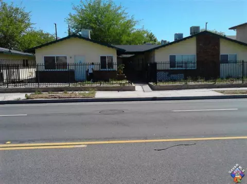44030 Division St, Lancaster, CA 93535 photo 2