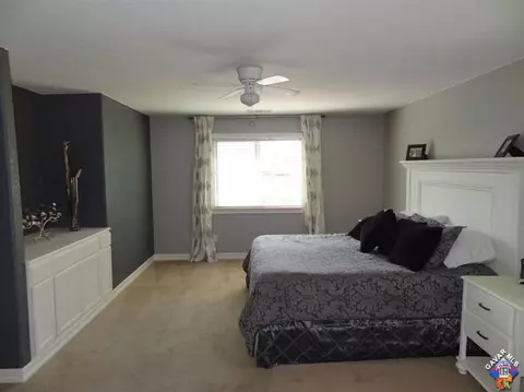 42131 Tropez Dr, Lancaster, CA 93536 photo 17