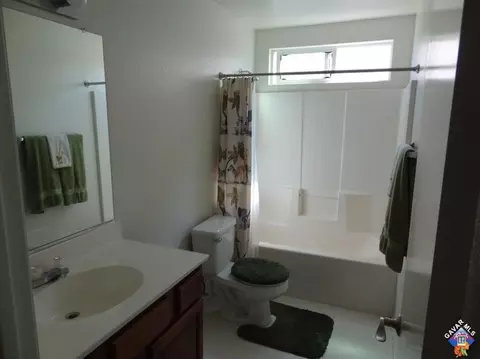 42131 Tropez Dr, Lancaster, CA 93536 photo 16