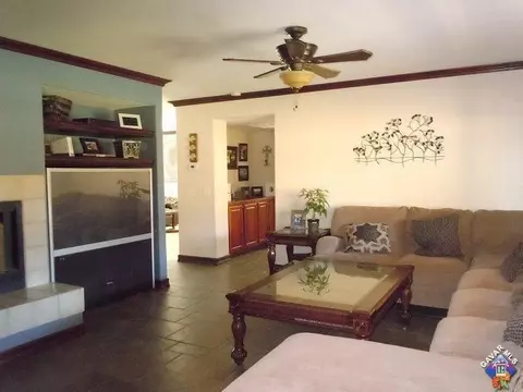 42131 Tropez Dr, Lancaster, CA 93536 photo 4