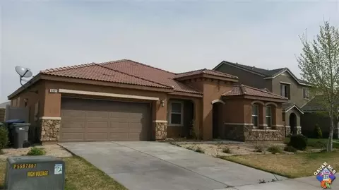 6801 Evans St, Palmdale, CA 93552 photo 2