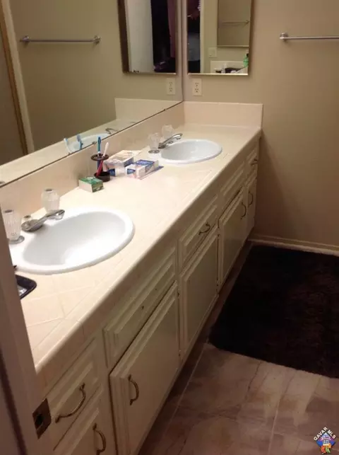 3133 Glad Way, Lancaster, CA 93536 photo 17