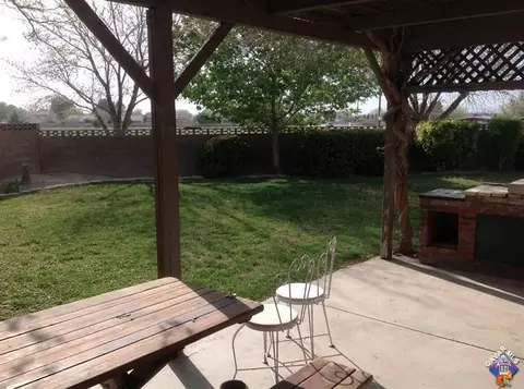 3133 Glad Way, Lancaster, CA 93536 photo 18