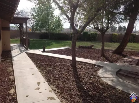 3133 Glad Way, Lancaster, CA 93536 photo 25