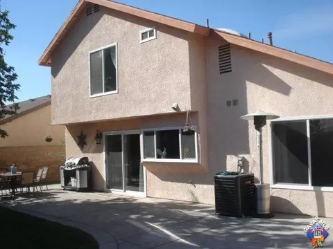 1610 Bluebell St, Lancaster, CA 93535 photo 6