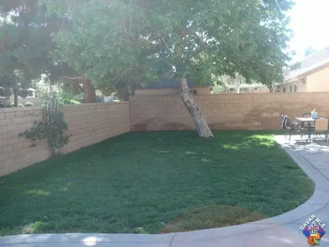 1610 Bluebell St, Lancaster, CA 93535 photo 5