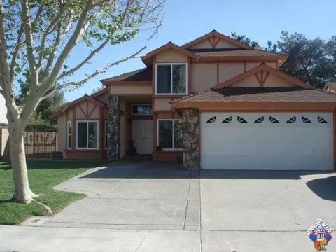 1610 Bluebell St, Lancaster, CA 93535 photo 1