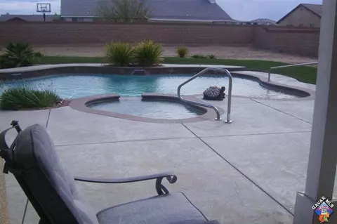 1758 Whitlatch Dr, Lancaster, CA 93535 photo 27