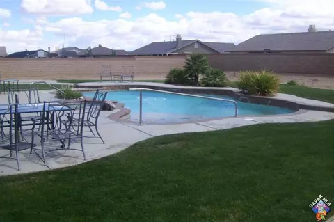 1758 Whitlatch Dr, Lancaster, CA 93535 photo 28