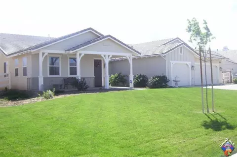 1758 Whitlatch Dr, Lancaster, CA 93535 photo 1