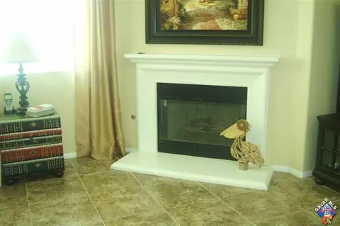 1758 Whitlatch Dr, Lancaster, CA 93535 photo 16