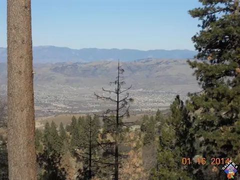 22721 Grimsel Dr, Tehachapi, CA 93561 photo 8
