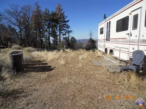 22721 Grimsel Dr, Tehachapi, CA 93561 photo 7