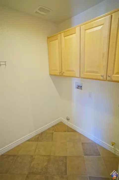 1764 Ivesbrook St E, Lancaster, CA 93535 photo 10