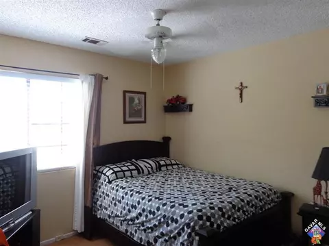 37622 Barbara Ln, Palmdale, CA 93550 photo 6
