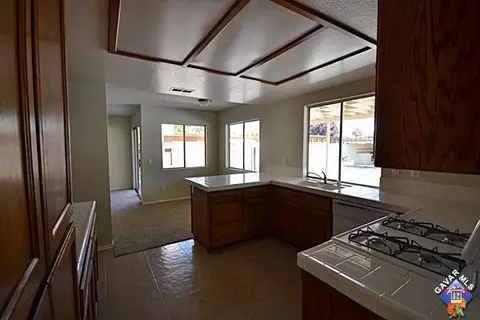 36510 Windtree Cir, Palmdale, CA 93550 photo 9