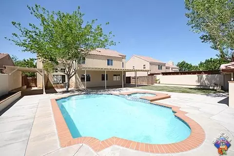 36510 Windtree Cir, Palmdale, CA 93550 photo 2