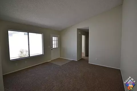 37163 28th St, Palmdale, CA 93550 photo 4