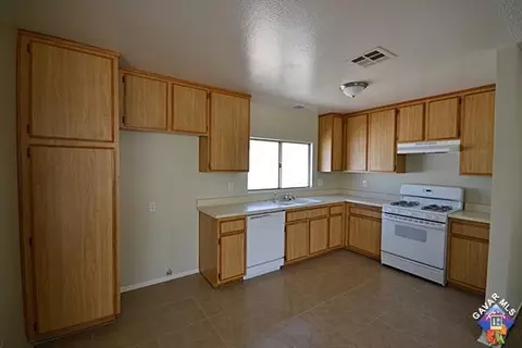 37163 28th St, Palmdale, CA 93550 photo 7
