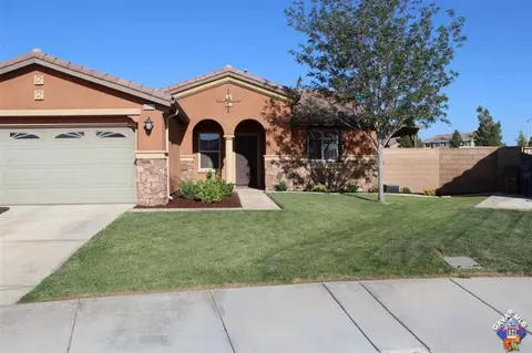 43514 Hampton St, Lancaster, CA 93536 photo 1